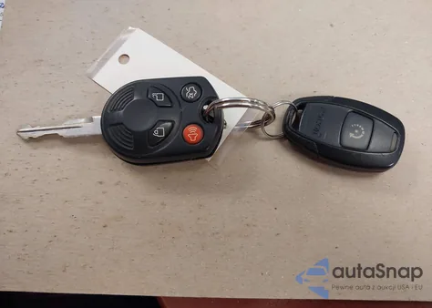 2012 Ford Fusion Sel z USA, uszkodzony, nr VIN 3FAHP0JA3CR371380